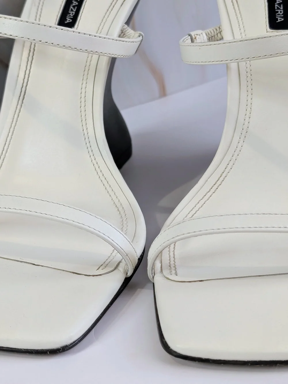 White BCBGMAXAZRIA Sculptural Wedge Sandals Size 8